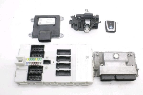 BMW i3 ΣΕΤ ΕΓΚΕΦΑΛΟΥ ΜΕ ΚΛΕΙΔΙ