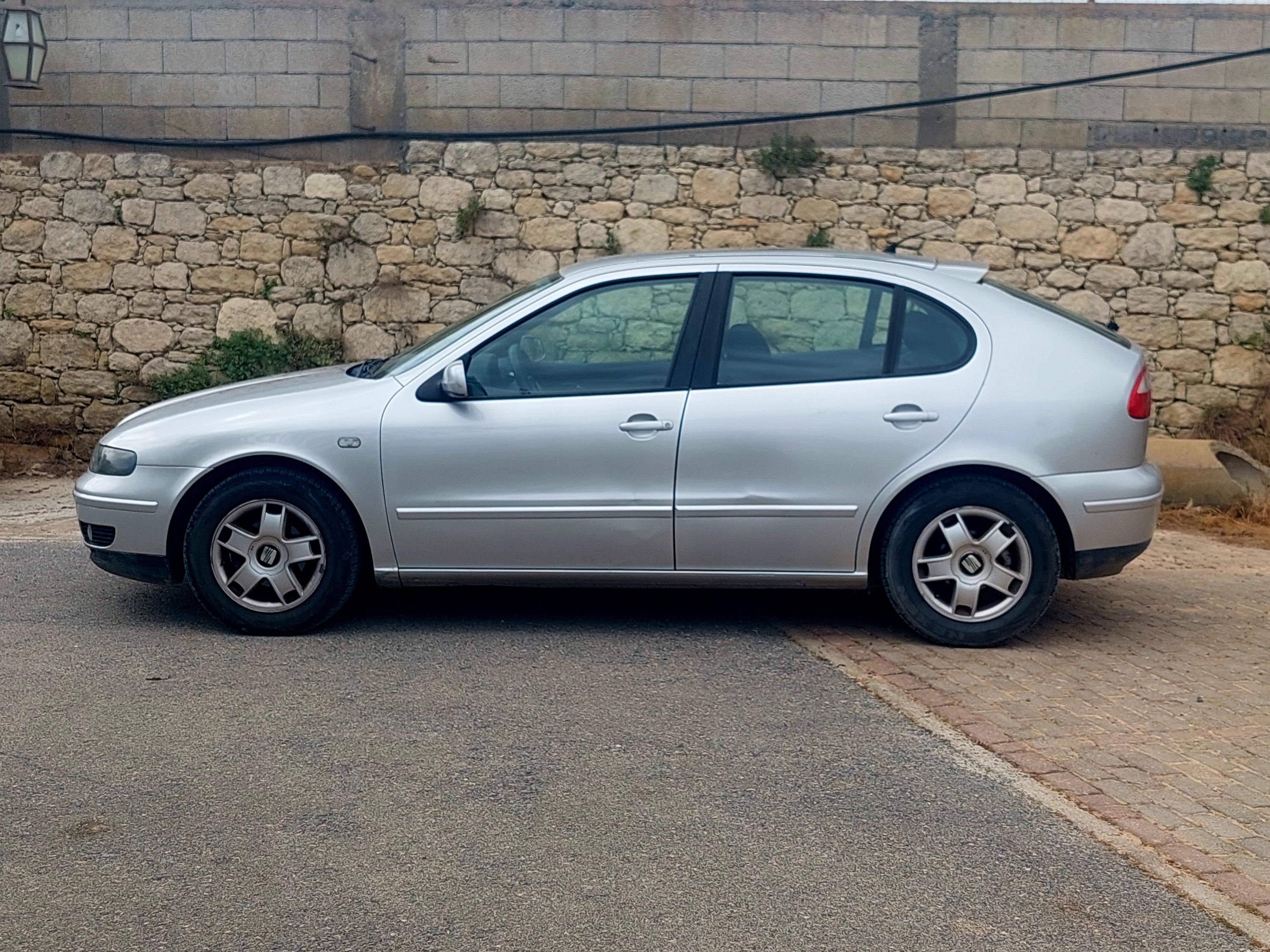 SEAT LEON 1.6 105HP